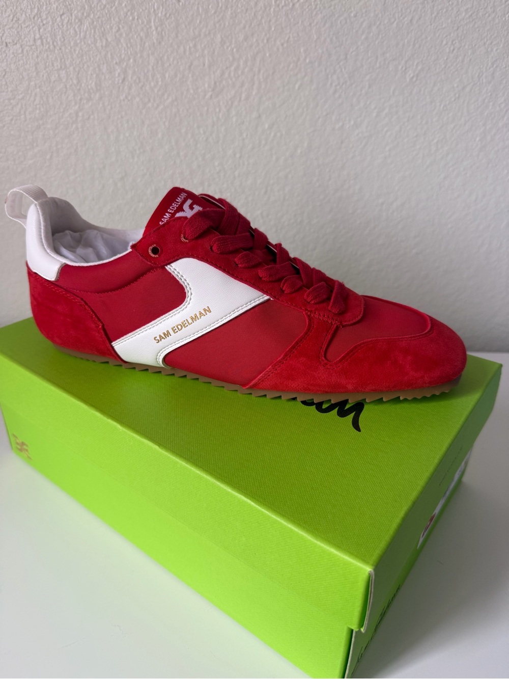 Sam Edelman Sneaker women size 9.5 new